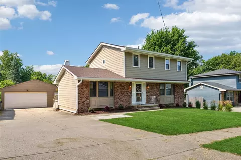 7300 Prairie Ave, Urbandale, IA 50322