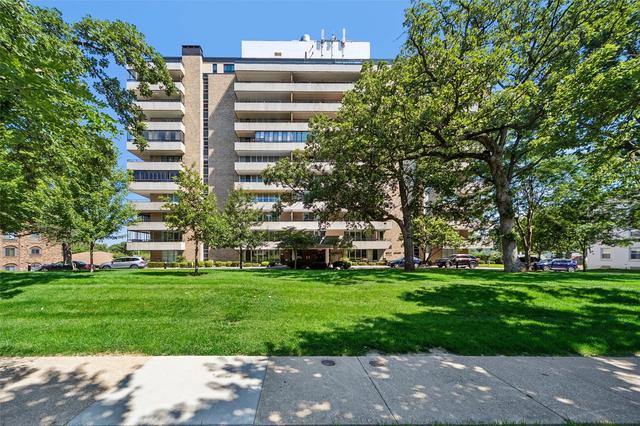 3663 Grand Ave #906 & 907, Des Moines, IA 50312