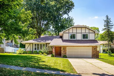 3708 SW 29th St, Des Moines, IA 50321