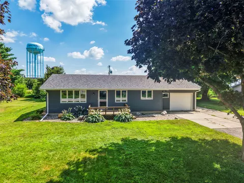 720 Latrobe Ave, Mccallsburg, IA 50154