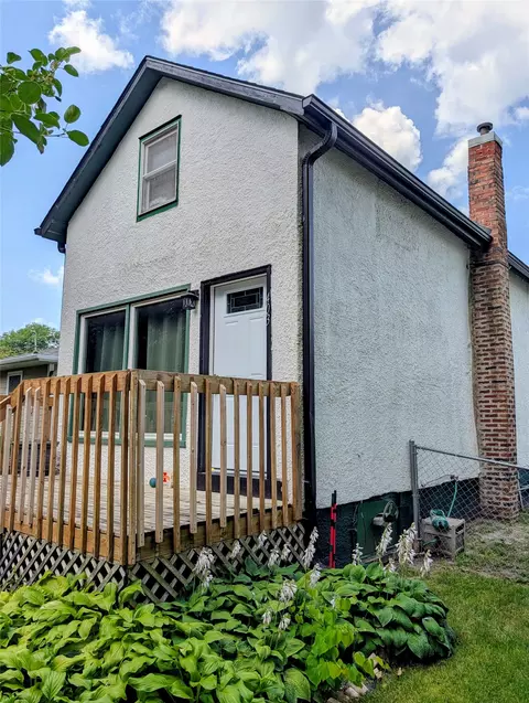 403 E 3rd St, Huxley, IA 50124