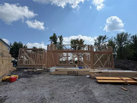 90 NW Wilder Ct, Waukee, IA 50263