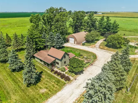 1221 190th St, Webster City, IA 50595