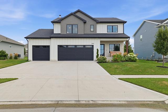 2915 NW Beechwood Ct, Ankeny, IA 50023
