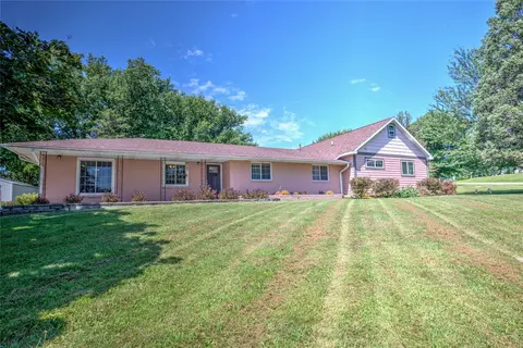 7951 SE Vandalia Dr, Runnells, IA 50237