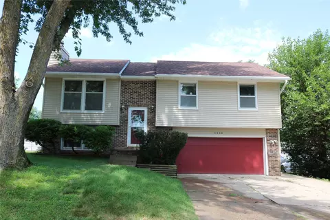 3230 SE 21st St, Des Moines, IA 50320