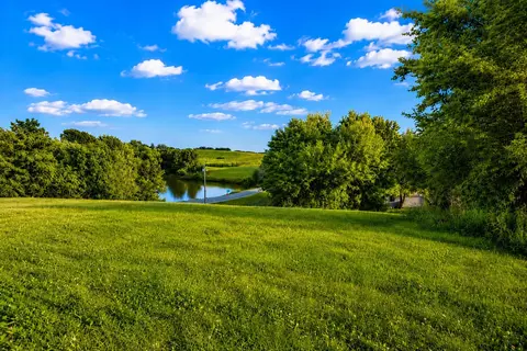 1148 Crestview Dr, Ellston, IA 50074