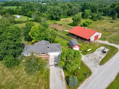 6968 77th Ln, Indianola, IA 50125