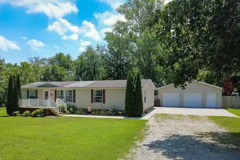 711 E North St, Monroe, IA 50170