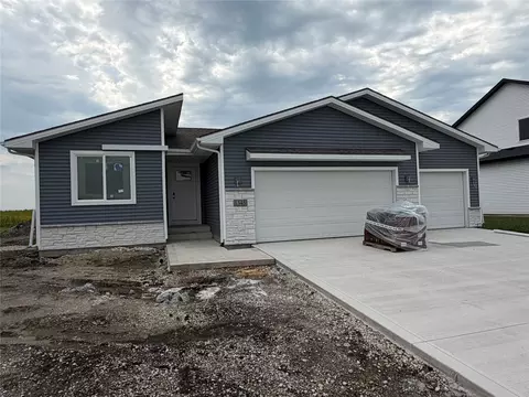 1345 Cedar St, Waukee, IA 50263