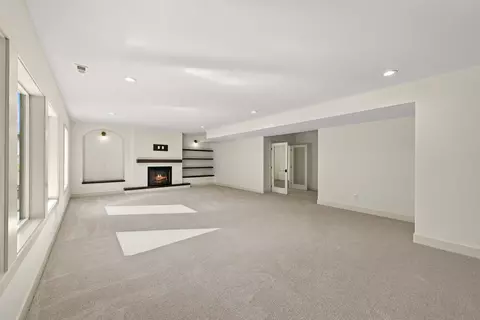 Living - 45 NW Crabtree Ln, Waukee, IA 50263 photo 4 of 6