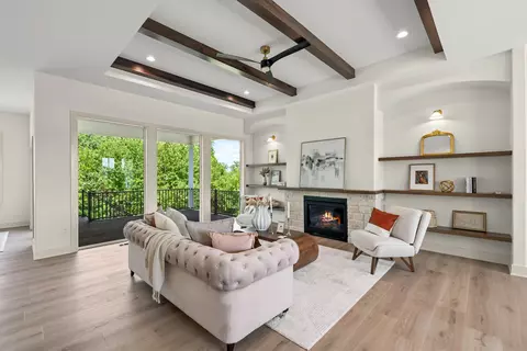 Living - 45 NW Crabtree Ln, Waukee, IA 50263 photo 2 of 6