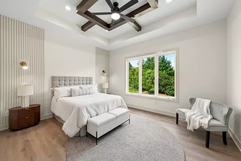 Bedroom - 45 NW Crabtree Ln, Waukee, IA 50263 photo 1 of 4
