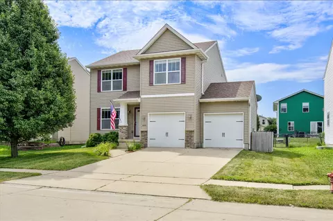 809 34th St SW, Bondurant, IA 50035