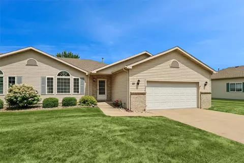 495 S 51st St #29, West Des Moines, IA 50265