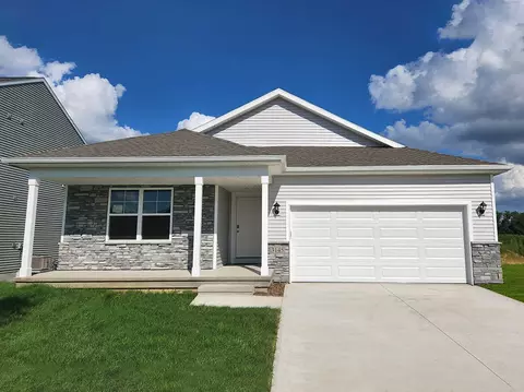 5145 168th St, Urbandale, IA 50322