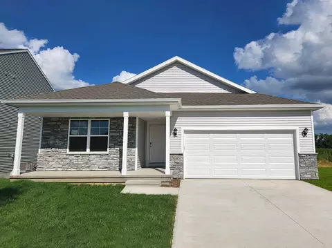 5145 168th St, Urbandale, IA 50322