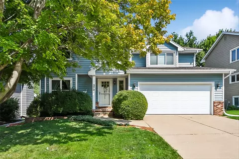 373 58th Ct, West Des Moines, IA 50266