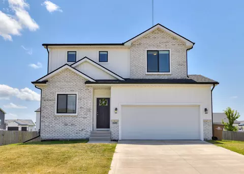 624 18th St SE, Altoona, IA 50009