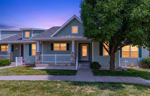 1444 SW Twin Gates Dr, Ankeny, IA 50023