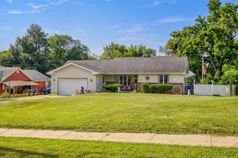 806 Bell Ave, Des Moines, IA 50315
