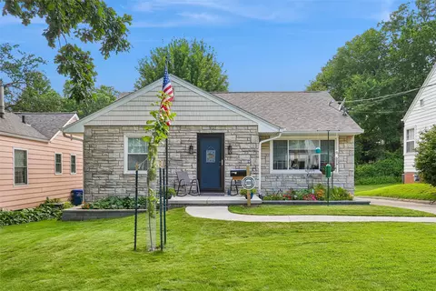 2818 35th St, Des Moines, IA 50310