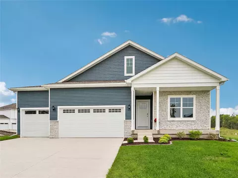 3410 Paradise Ln, Waukee, IA 50263