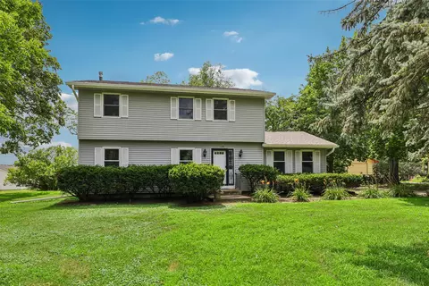 2310 Stanton Ave, Des Moines, IA 50321