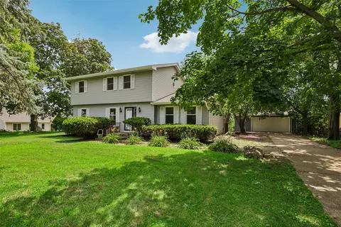 2310 Stanton Ave, Des Moines, IA 50321