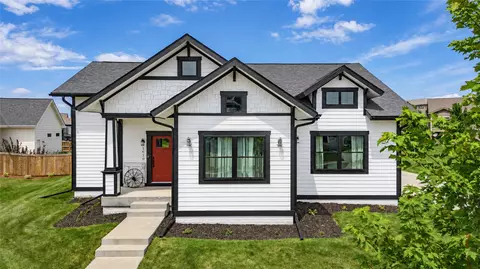 1610 SW Westwood St, Ankeny, IA 50023