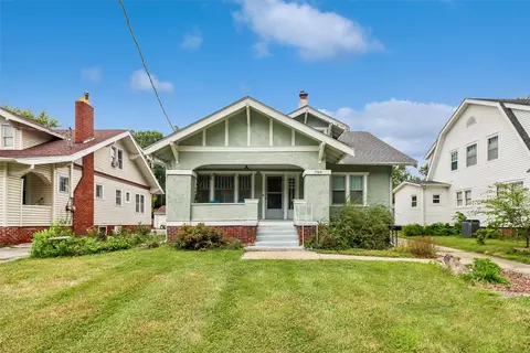 1504 48th St, Des Moines, IA 50311