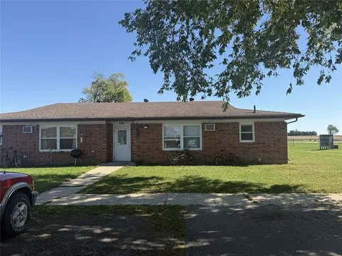 211 7th St NE, Rockford, IA 50468