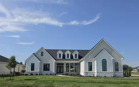 4640 161 Ct, Urbandale, IA 50323