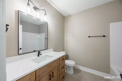 Bath - 2702 Ponte Pl, Adel, IA 50003 photo 5 of 5