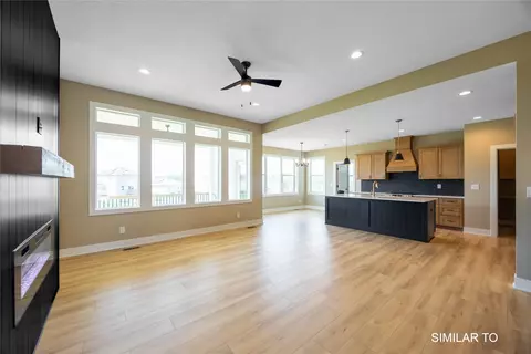 Living - 2702 Ponte Pl, Adel, IA 50003 photo 2 of 4
