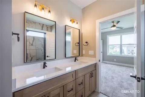 Bath - 2702 Ponte Pl, Adel, IA 50003 photo 1 of 5