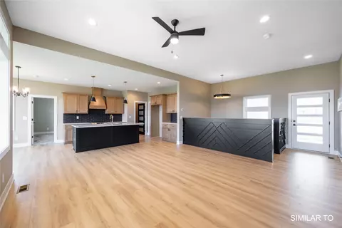 Living - 2702 Ponte Pl, Adel, IA 50003 photo 1 of 4