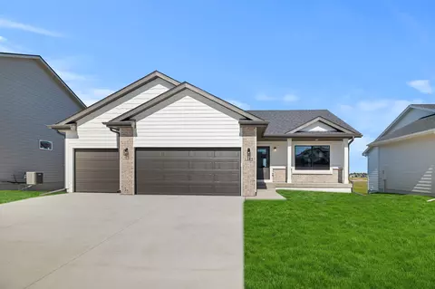 1189 SW 18th Ct, Grimes, IA 50111