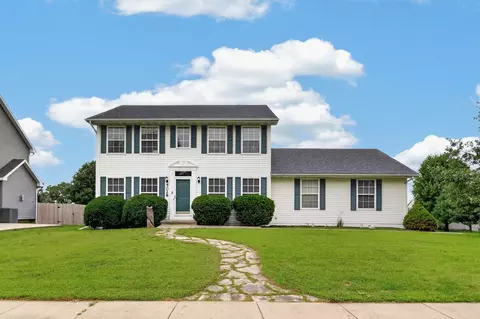 5028 Oakwood Ln, West Des Moines, IA 50265