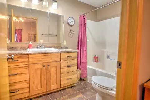 Bath - 3254 White Pole Rd, Stuart, IA 50250 photo 1 of 3