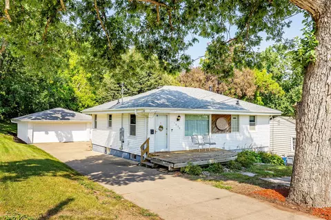 1950 SW 1st St, Des Moines, IA 50315