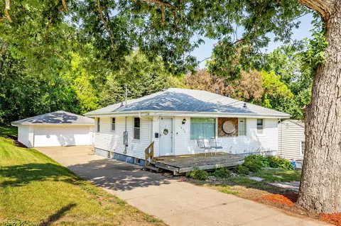1950 SW 1st St, Des Moines, IA 50315