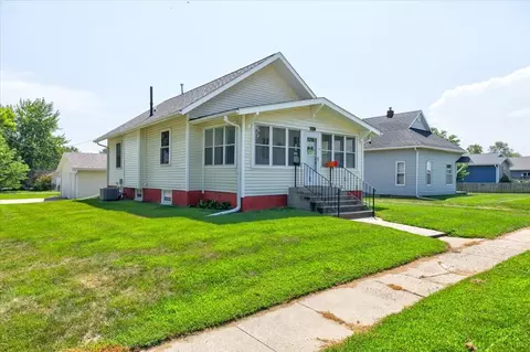 801 S Main St, Woodward, IA 50276