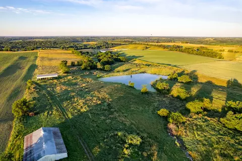 View/Area - 16665 524th St, Centerville, IA 52544 photo 6 of 10