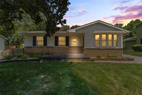 4900 Fairview Dr, Pleasant Hill, IA 50327