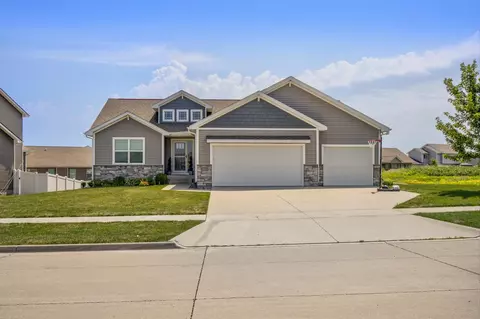 601 Colbie Blossom Ln NW, Bondurant, IA 50035