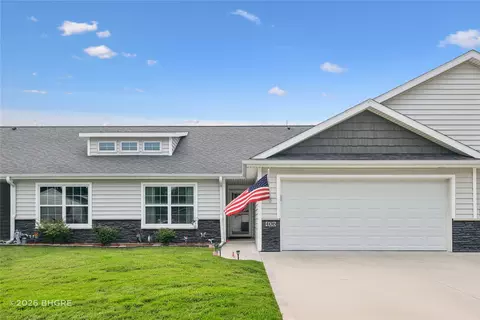 406 N Park St, Prairie City, IA 50228