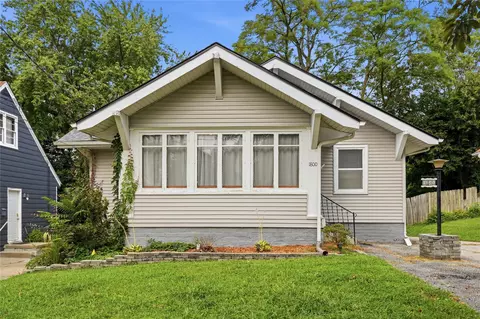 1800 E 32nd Ct, Des Moines, IA 50317