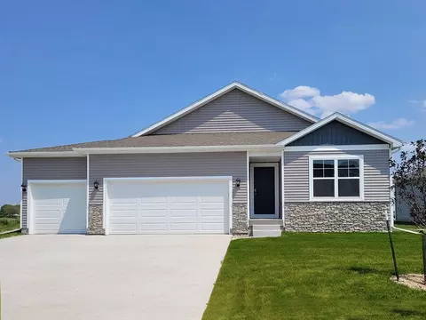 1122 33rd Ct SW, Altoona, IA 50009