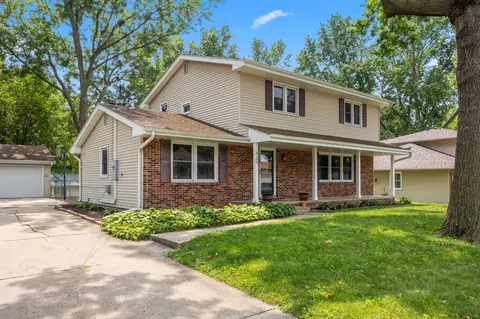 8500 Prairie Ave, Urbandale, IA 50322